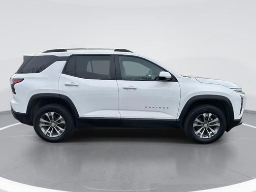White 2025 Chevrolet Equinox LT