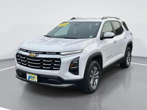 White 2025 Chevrolet Equinox LT