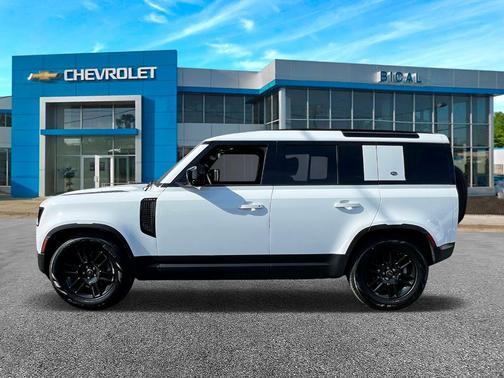 2024 Land Rover Defender P300