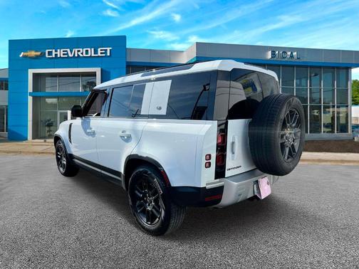 2024 Land Rover Defender P300