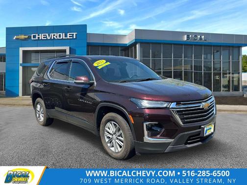 2023 Chevrolet Traverse LT Cloth