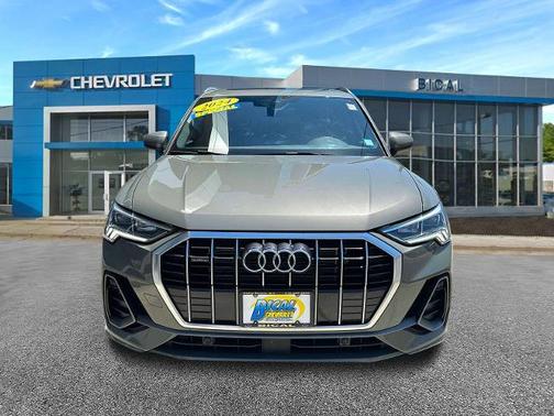 2024 Audi Q3 45 S line Premium