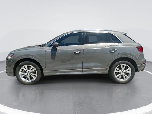 2024 Audi Q3 45 S line Premium