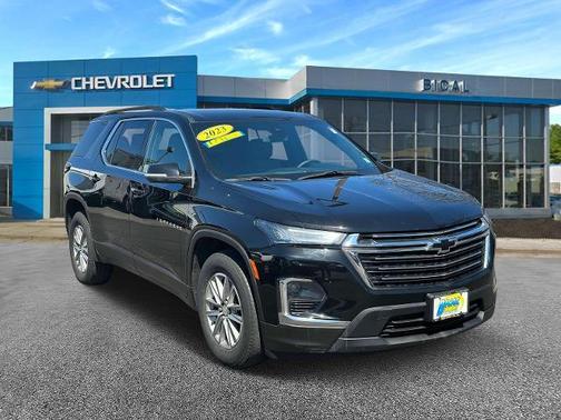 2022 Chevrolet Traverse LT Leather