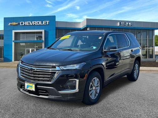 2022 Chevrolet Traverse LT Leather