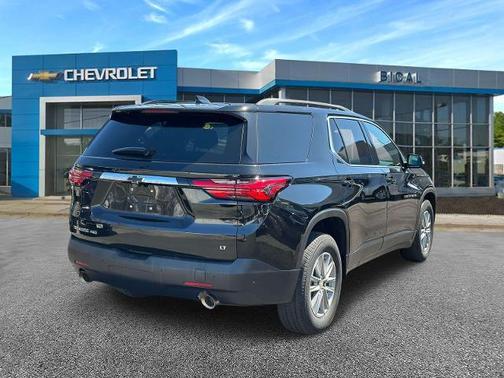 2022 Chevrolet Traverse LT Leather