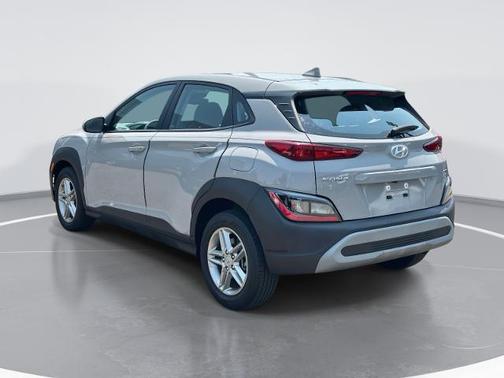 2022 Hyundai KONA SE