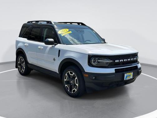 White 2023 Ford Bronco Sport Outer Banks
