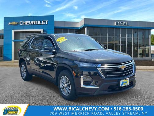 2022 Chevrolet Traverse LT Cloth