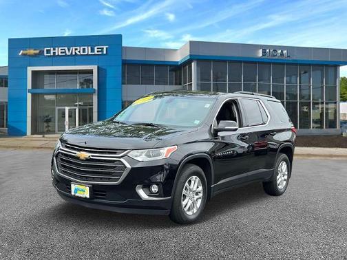 2021 Chevrolet Traverse LT Cloth