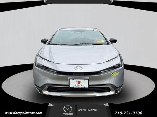 CUTTING EDGE 2023 Toyota Prius Prime SE