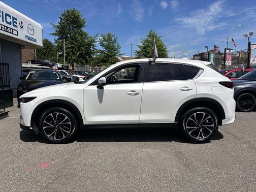 Rhodium White Metallic 2023 Mazda CX-5 2.5 S Premium