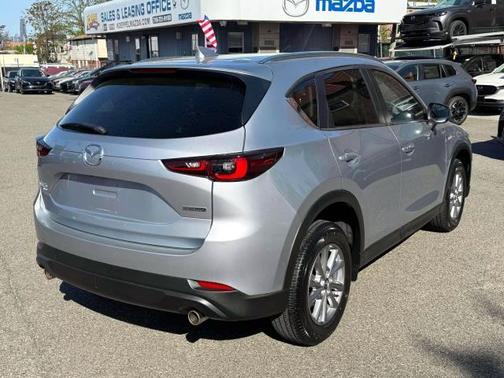 2022 Mazda CX-5 2.5 S Preferred Package