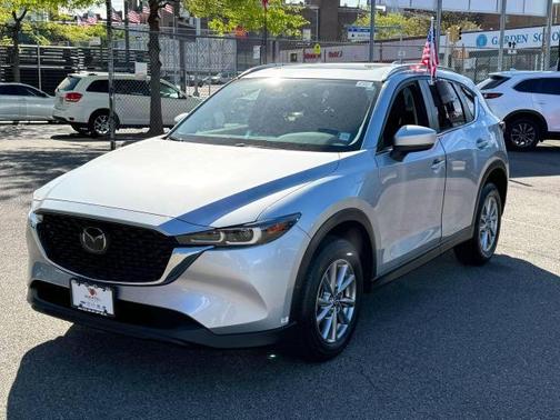2022 Mazda CX-5 2.5 S Preferred Package