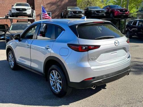 2022 Mazda CX-5 2.5 S Preferred Package