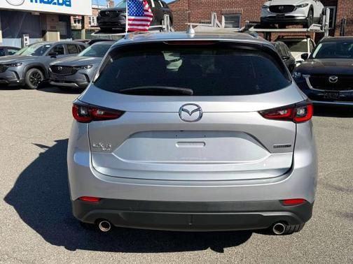 2022 Mazda CX-5 2.5 S Preferred Package