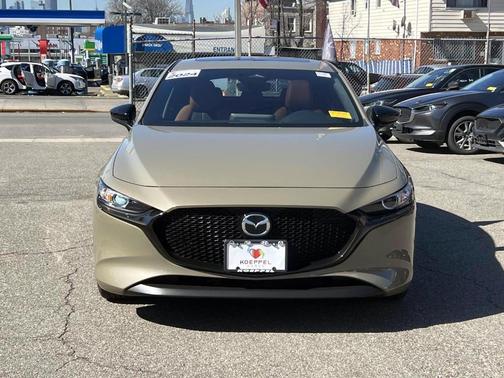 2024 Mazda Mazda3 2.5 Carbon Turbo