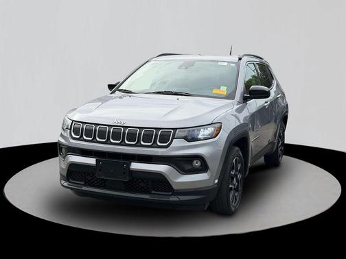 Billet Silver Metallic Clearcoat 2022 Jeep Compass Latitude