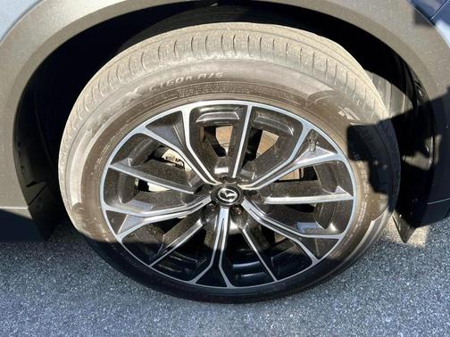 Polymetal Gray Metallic 2025 Mazda CX-70 CX-70