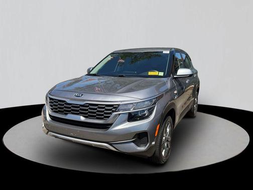 Steel Gray 2021 Kia Seltos LX
