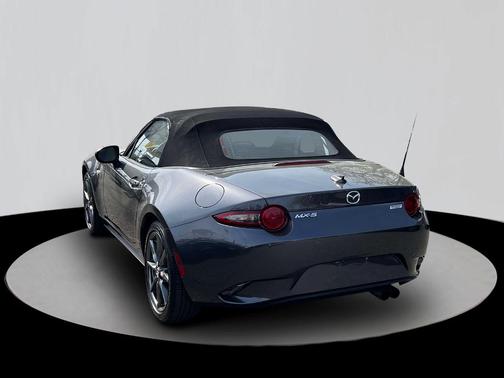 2016 Mazda MX-5 Miata Grand Touring