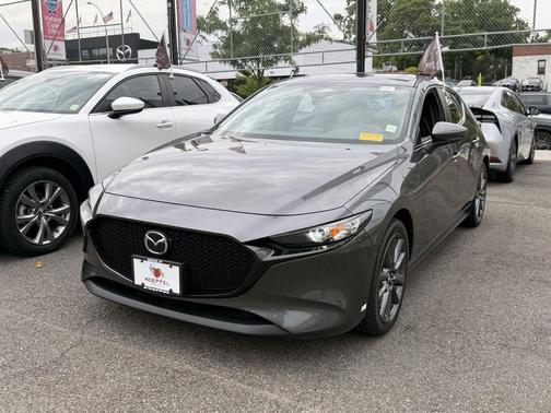 Machine Gray Metallic 2025 Mazda Mazda3 FWD w/Preferred Package