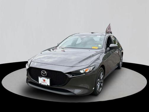 Machine Gray Metallic 2025 Mazda Mazda3 FWD w/Preferred Package