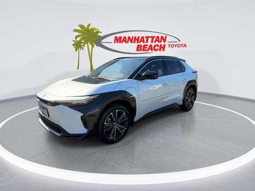 Pearl 2023 Toyota bZ4X Limited