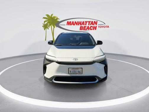Pearl 2023 Toyota bZ4X Limited
