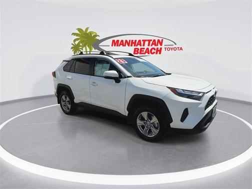 2023 Toyota RAV4 XLE