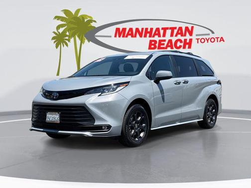 Cement 2025 Toyota Sienna Woodland Edition