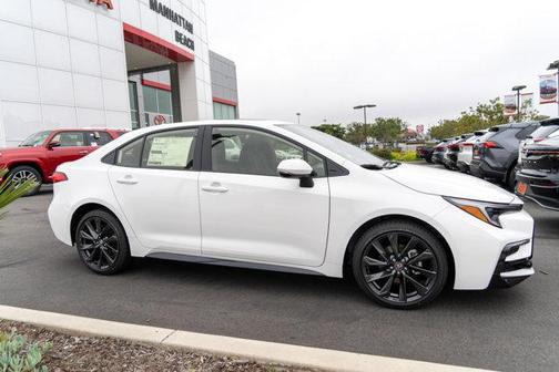 2026 Toyota Corolla Hybrid SE
