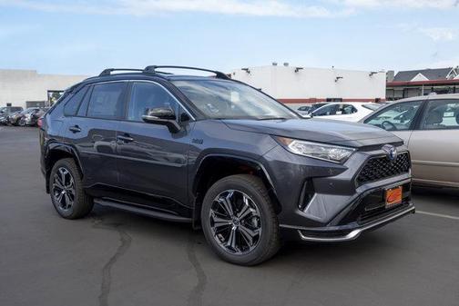 2025 Toyota RAV4 Hybrid SE