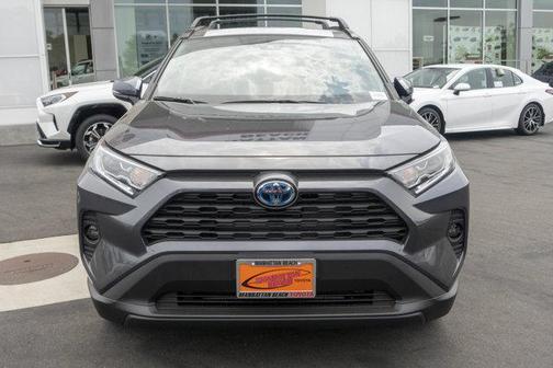 2025 Toyota RAV4 Hybrid XLE Premium