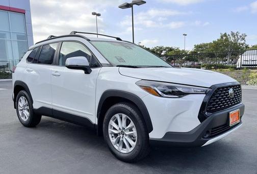 2025 Toyota Corolla Cross LE