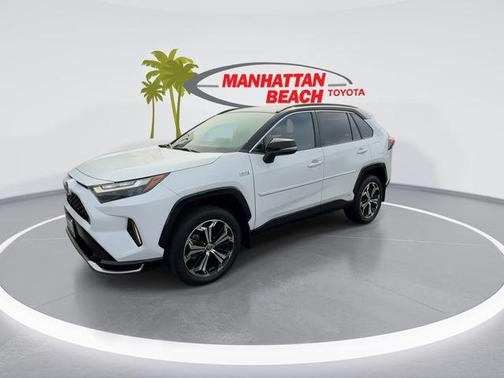 Wind Chill Pearl/Midnight Black Metallic 2023 Toyota RAV4 Prime XSE