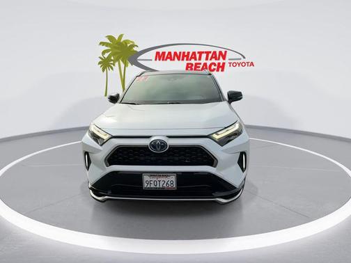 Wind Chill Pearl/Midnight Black Metallic 2023 Toyota RAV4 Prime XSE