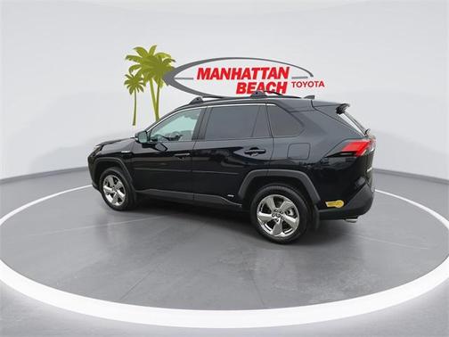 2021 Toyota RAV4 Hybrid XLE Premium