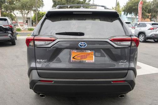 2025 Toyota RAV4 Hybrid XLE Premium