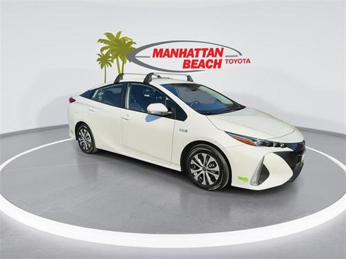 2022 Toyota Prius Prime XLE