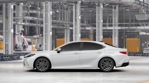 Wind Chill Pearl 2026 Toyota Camry XLE