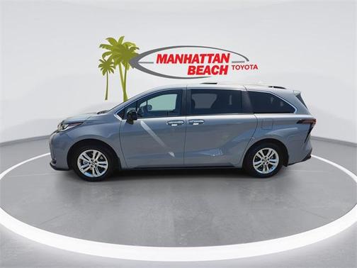 2023 Toyota Sienna XSE 7 Passenger