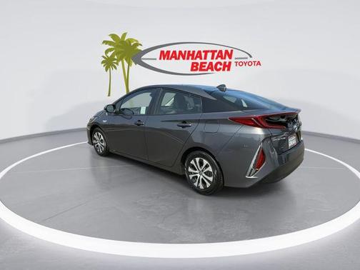 Magnetic Gray Metallic 2022 Toyota Prius Prime XLE