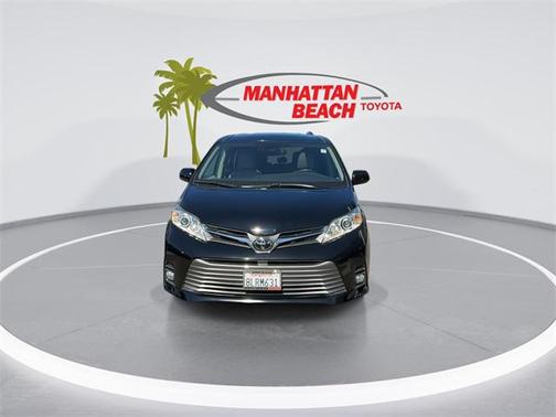 2020 Toyota Sienna XLE Premium