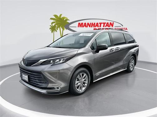 2021 Toyota Sienna XLE 7 Passenger