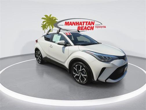 2022 Toyota C-HR XLE