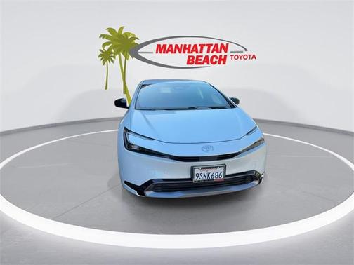 2025 Toyota Prius XLE