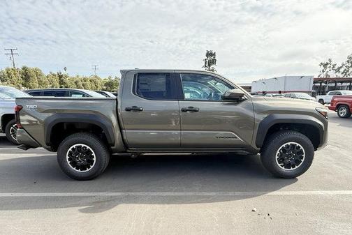 2025 Toyota Tacoma TRD Off Road