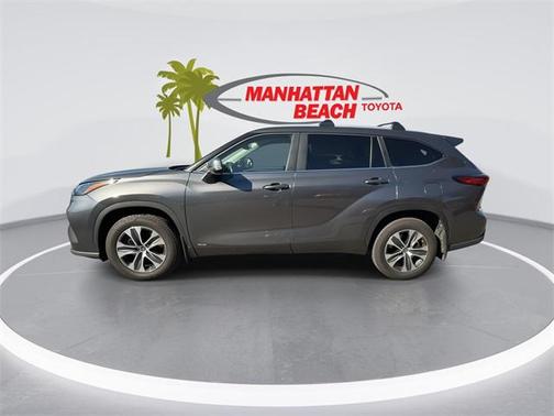 2023 Toyota Highlander Hybrid XLE