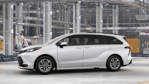 2025 Toyota Sienna XLE 7 Passenger